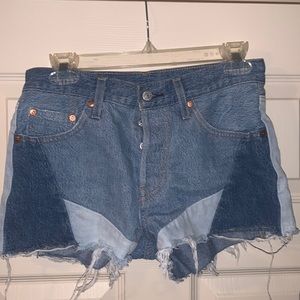 Levi’s 501 Shorts Women Size W25 Medium Wash Blue Cut Off Original Fit Denim